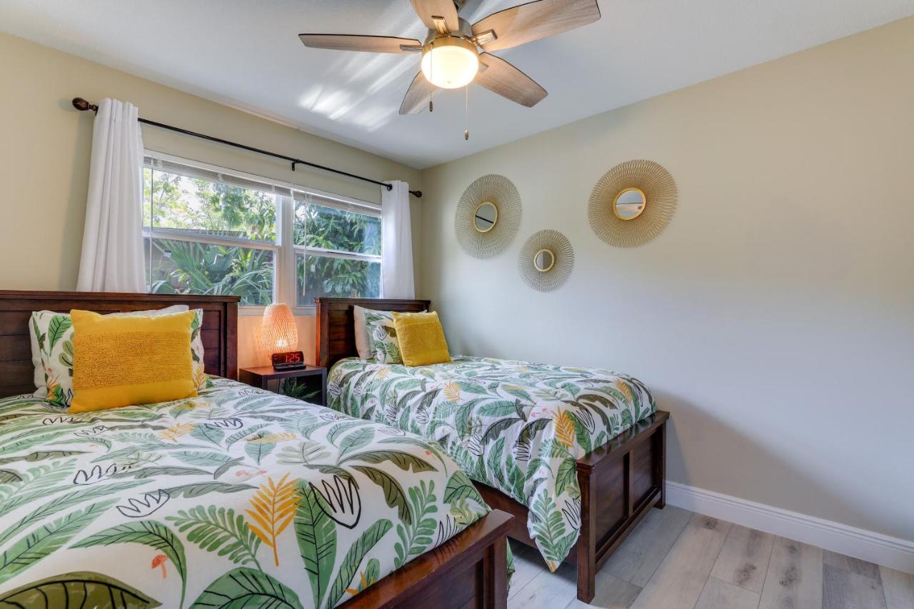 Coastal Sarasota Condo Minutes To Beach! 외부 사진